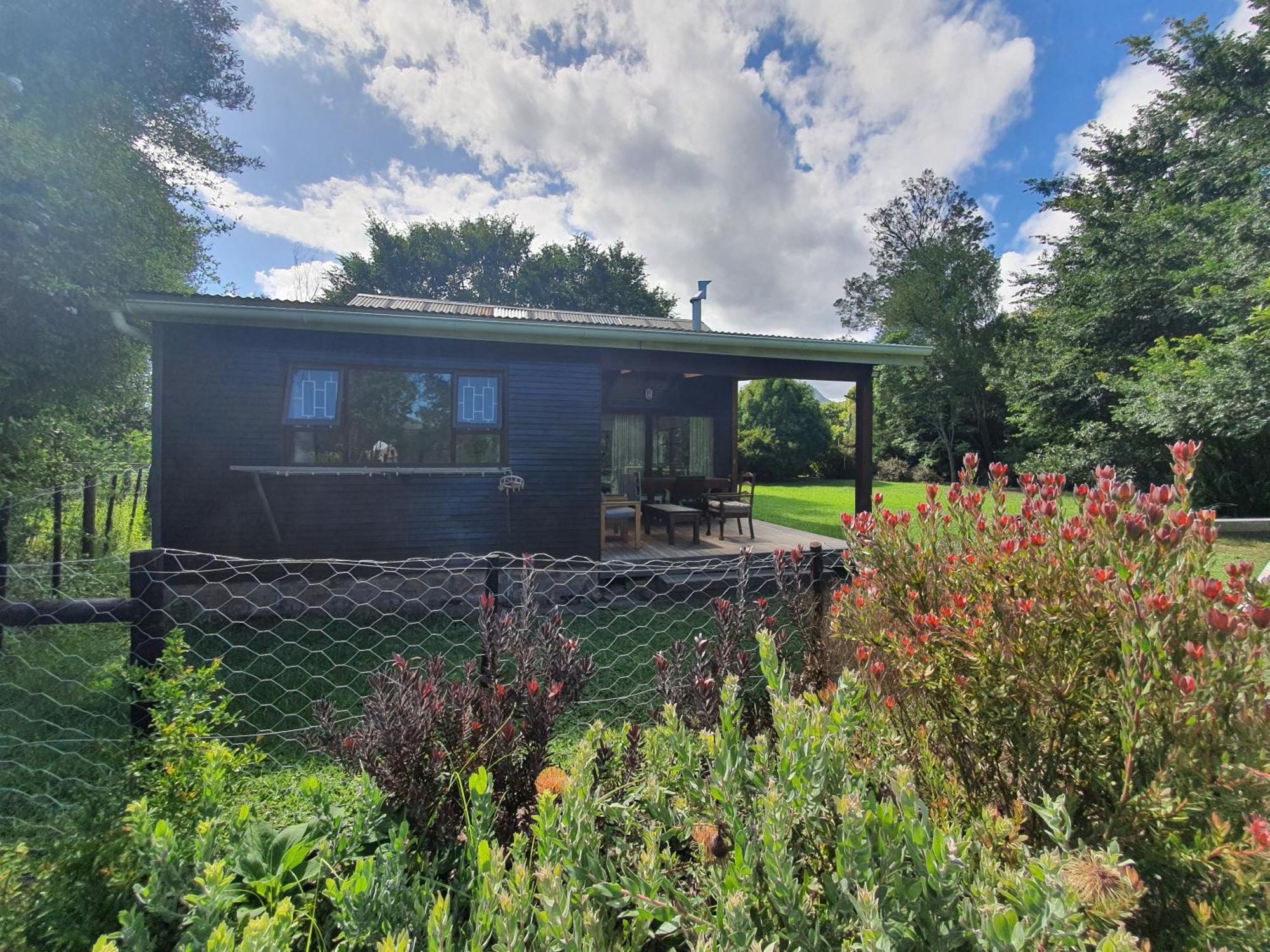 Beautiful Garden Cottage Stormsrivier Buitenkant foto